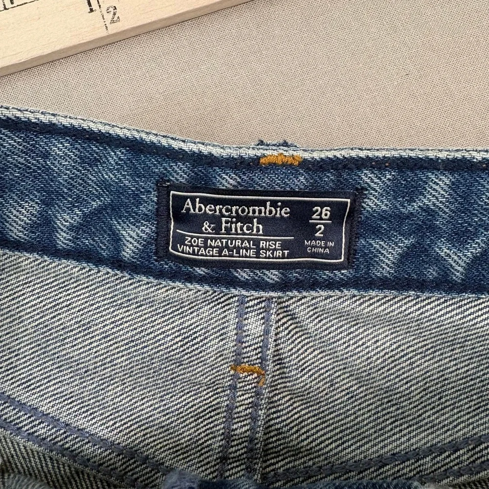 Abercrombie & Fitch Zoe Vintage Mini Skirt Womens 26/2‎ Blue Denim Distressed